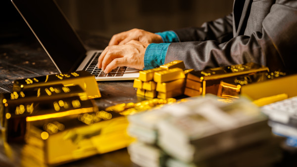 Key points to consider when investing in gold